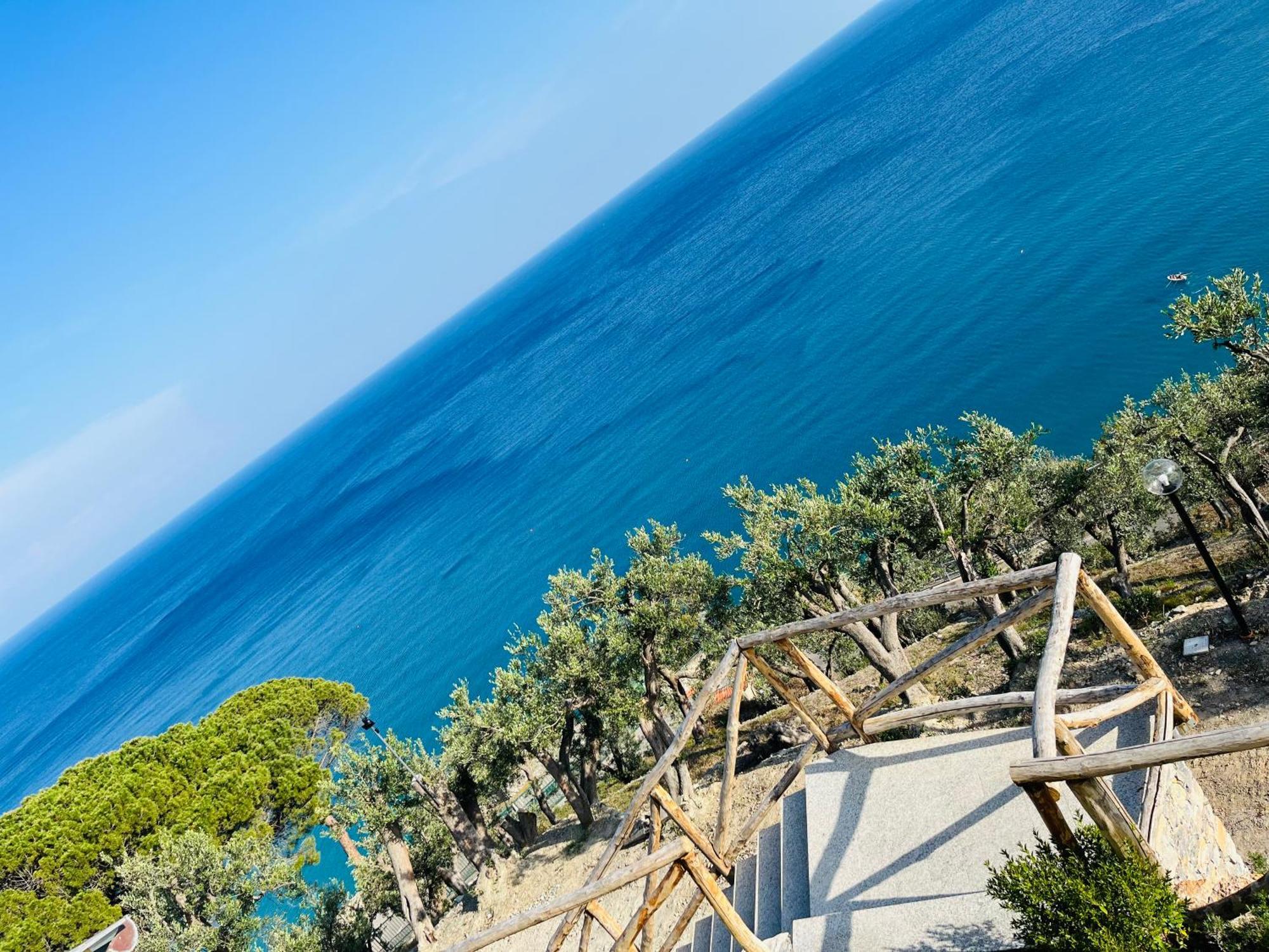 Eufonia Del Mare Hotel Finale Ligure Exterior photo